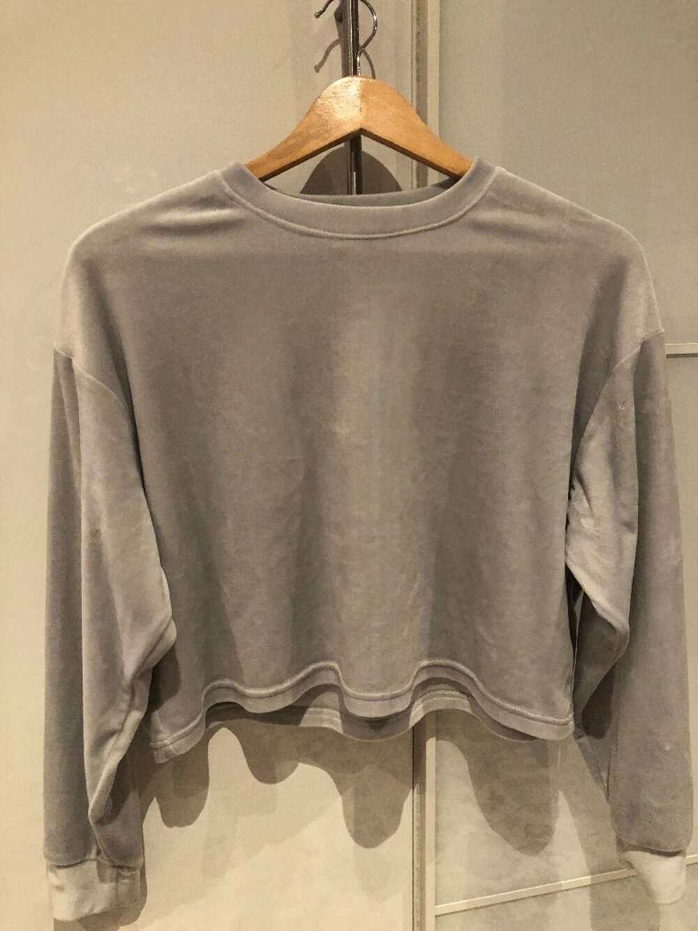 🩶 Bluenotes Velour Crewneck Sweatshirt | Dove Grey | Size Small 🩶